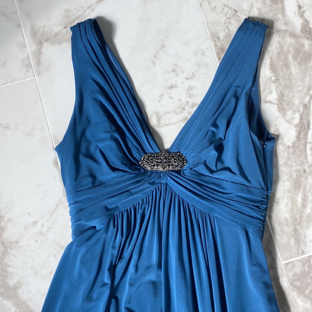 😍BCBG MAXAZRIA evening gown. Size M